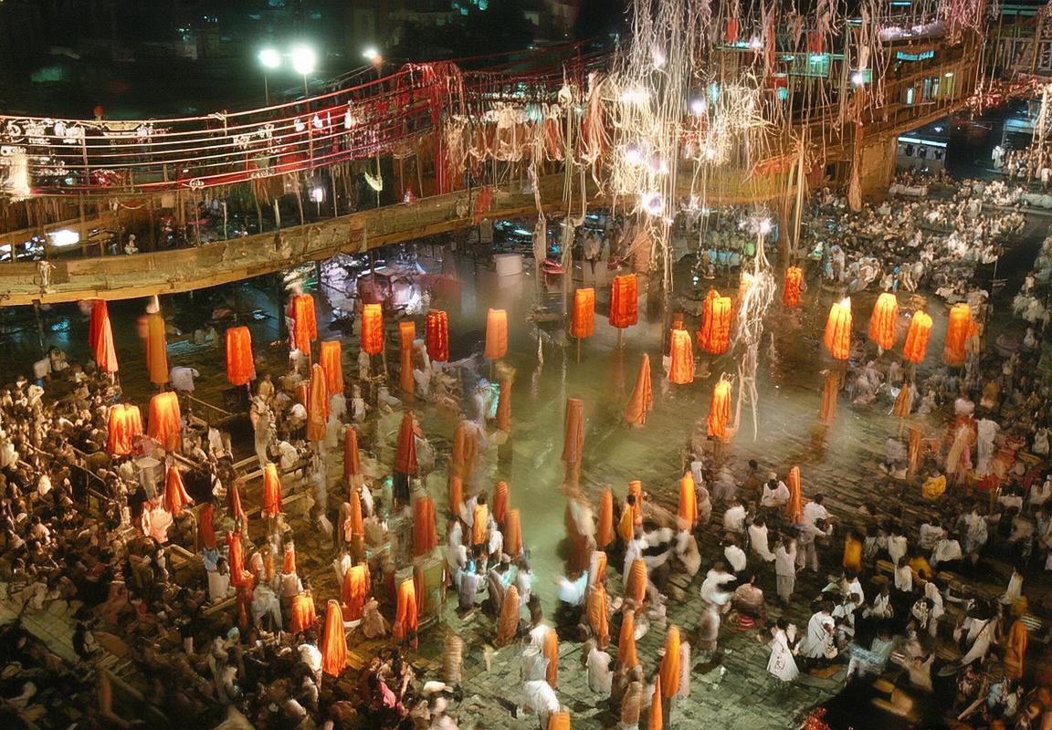 NBA交易市场开启：克里斯·保罗老将底薪引关注，球员交易名单出炉推动阵容重组